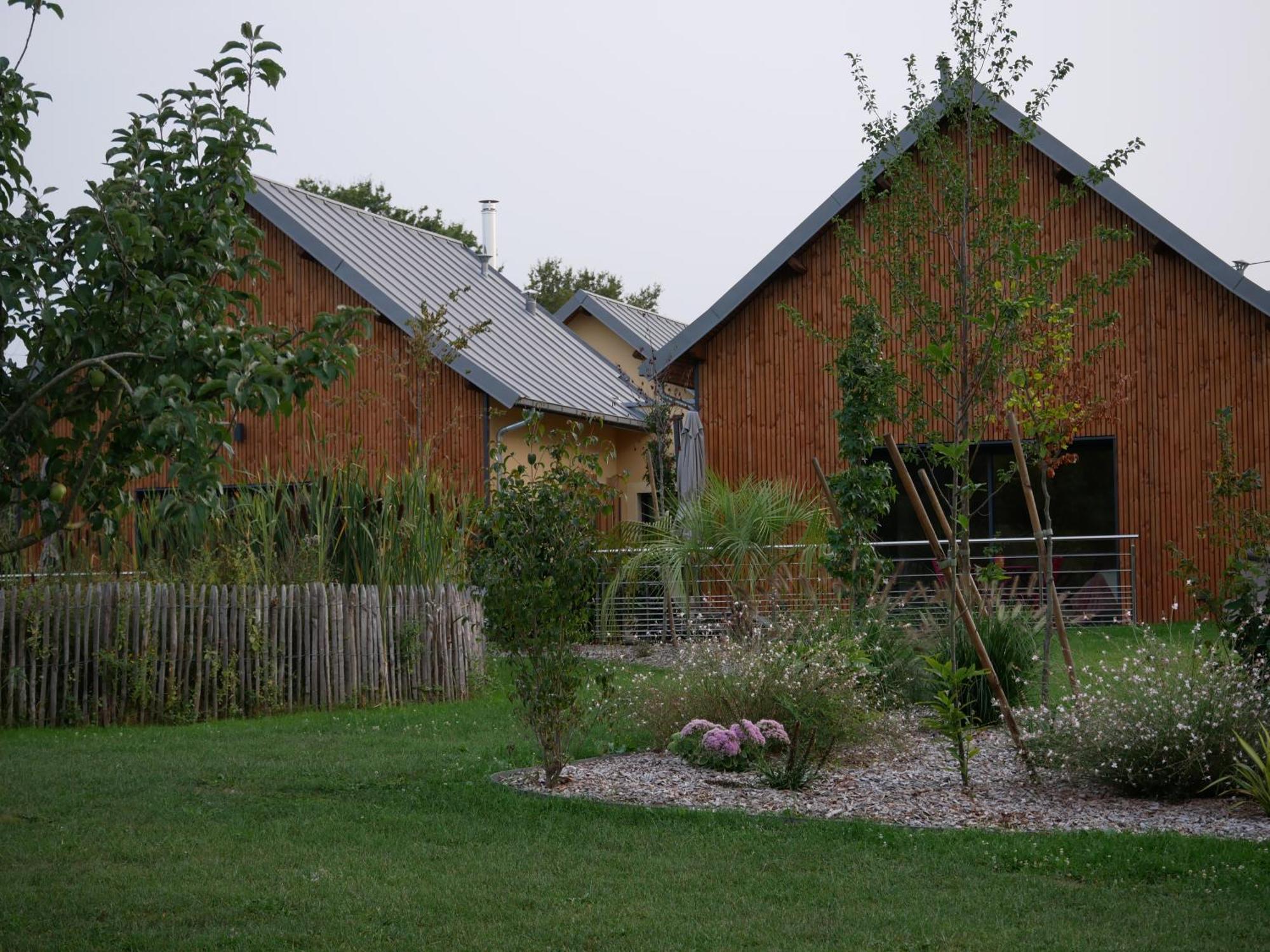 Sol'M Lodges Solesmes  ภายนอก รูปภาพ
